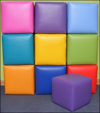 Kindermöbel Sitzwürfel